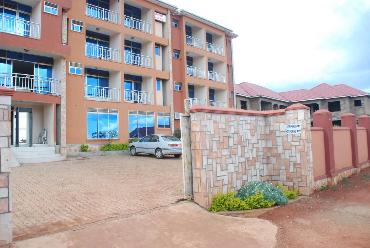 Unik Hotel Kireka Exterior foto